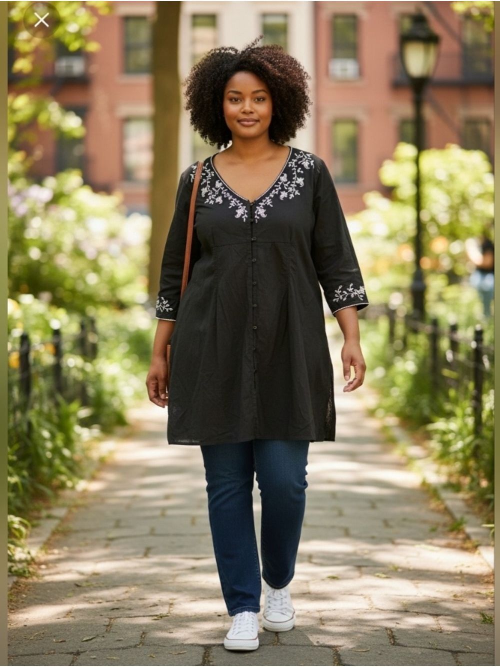 St. John's Bay Black Floral Embroidered Open Top XL